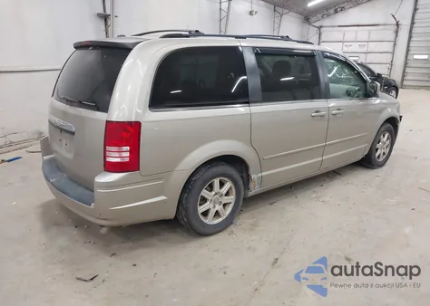 2008 Chrysler Town & Country Touring from USA, damaged, VIN 2A8HR54P08R740705